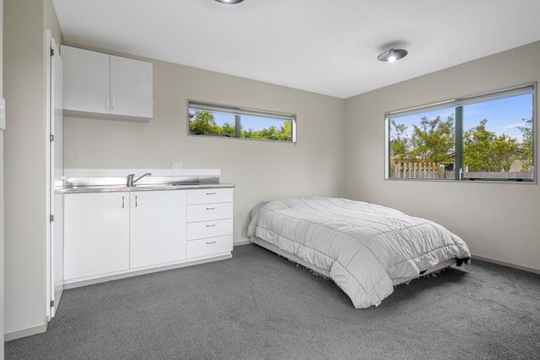 Photo of property in 4 Walker Place, Rangiora, 7400