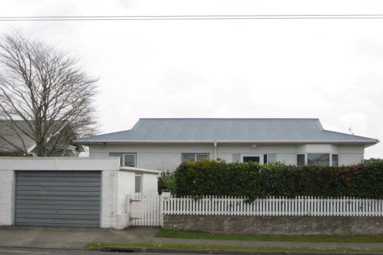 Photo of property in 196a Carrington Street, Lower Vogeltown, New Plymouth, 4310