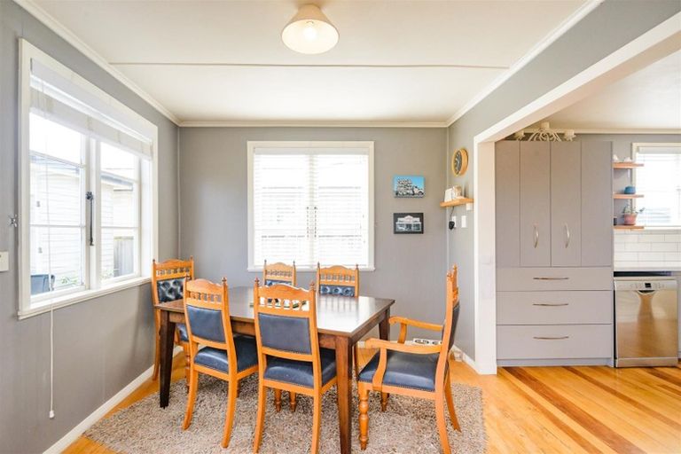 Photo of property in 126 High Street, Bulls, 4818