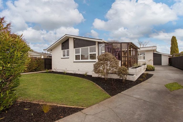 Photo of property in 29 Donnington Street, Parklands, Christchurch, 8083