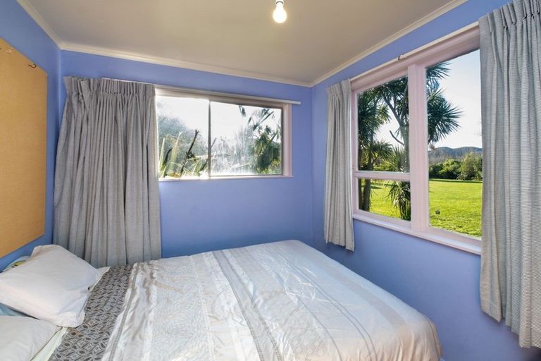 Photo of property in 29 Gillies Crescent, Waimarama, Havelock North, 4294