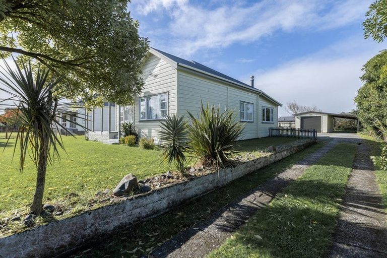 Photo of property in 140 Hakanoa Street, Huntly, 3700