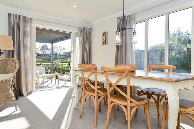 Photo of property in 18 Mahy Way, Leamington, Cambridge, 3432