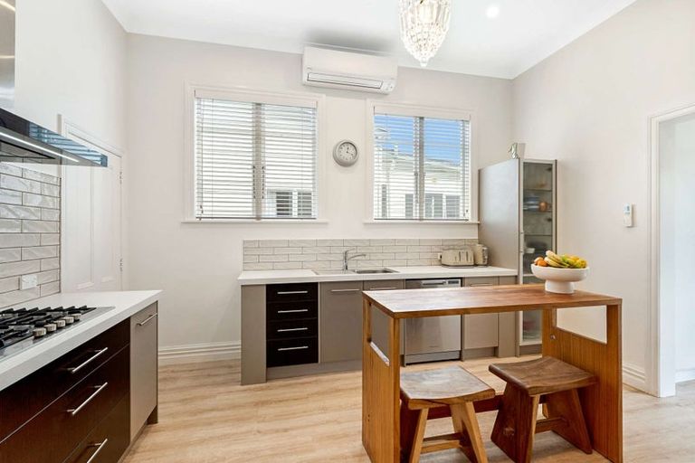 Photo of property in 12 Koromiko Road, Gonville, Whanganui, 4501