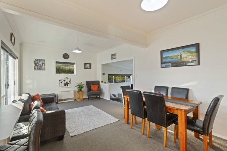 Photo of property in 25a Paynters Avenue, Strandon, New Plymouth, 4312