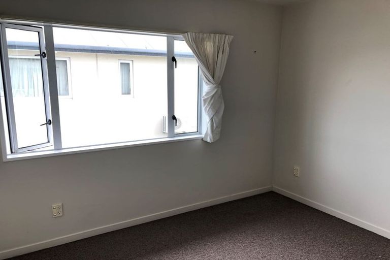Photo of property in Burkedale Court, 7/105 Burke Street, Sydenham, Christchurch, 8023