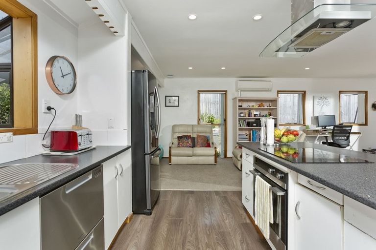 Photo of property in 116 Stredwick Drive, Torbay, Auckland, 0630