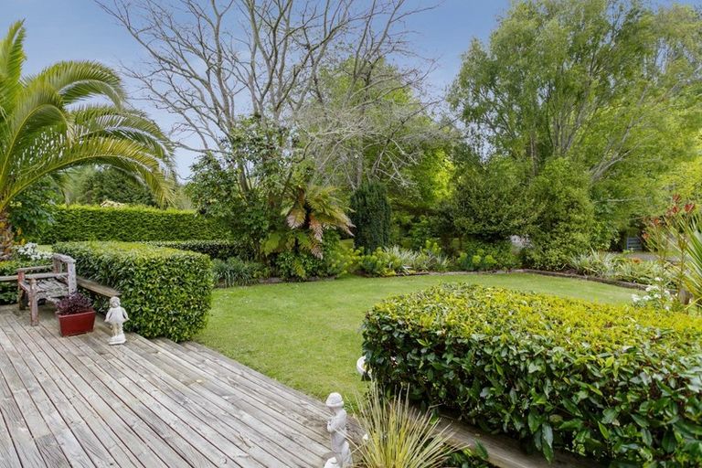 Photo of property in 201 Gillespie Place, Acacia Bay, Taupo, 3385