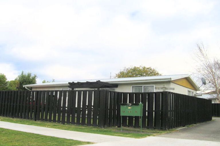 Photo of property in 1 Hammond Road, Taradale, Napier, 4112