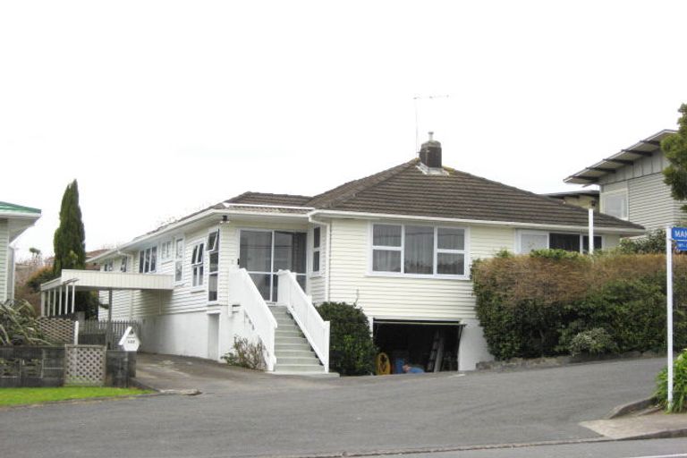 Photo of property in 187 Mangorei Road, Merrilands, New Plymouth, 4312