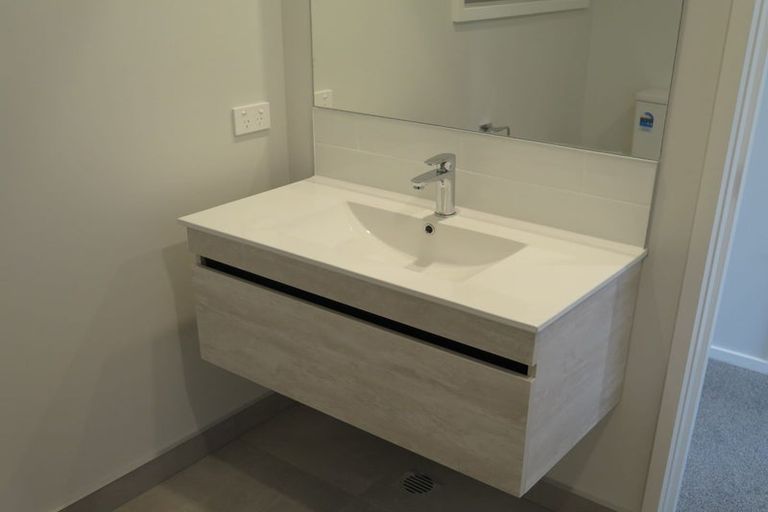 Photo of property in 16 Kahawai Place, Omokoroa, 3114