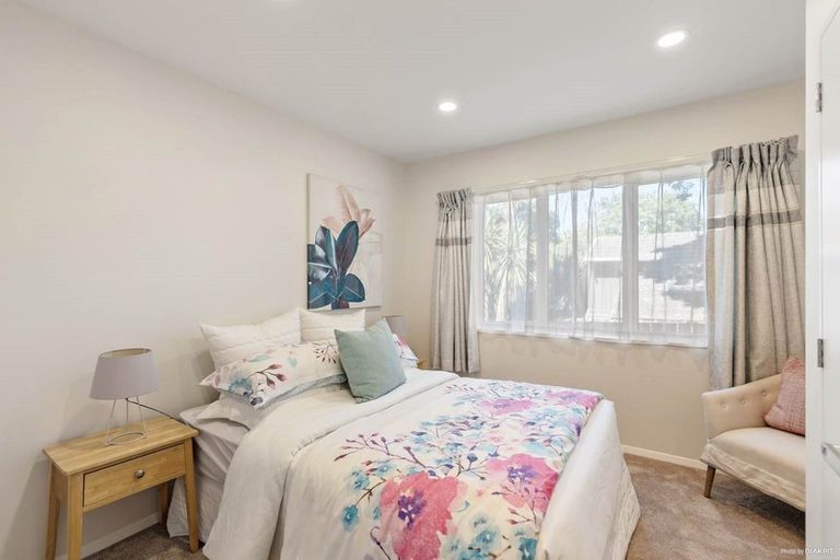 Photo of property in 6a Hiwihau Place, Glenfield, Auckland, 0629