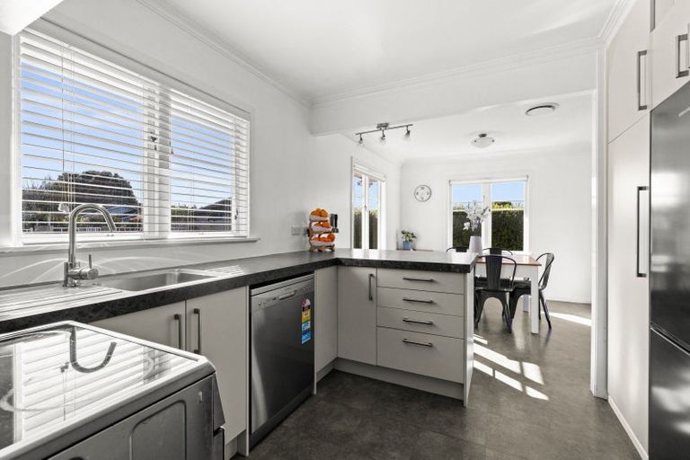 Photo of property in 61 King Street, Taradale, Napier, 4112