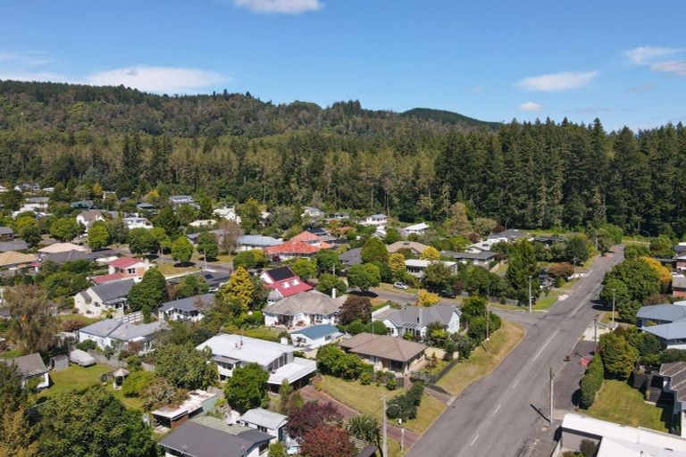Photo of property in 15 Lynmore Avenue, Lynmore, Rotorua, 3010