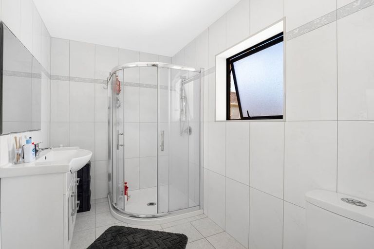 Photo of property in 24a Seddon Avenue, Papatoetoe, Auckland, 2104