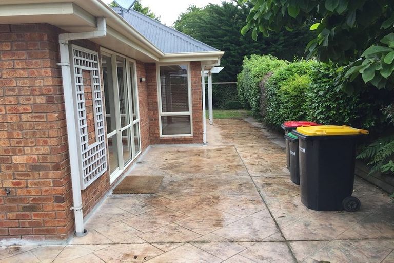 Photo of property in 50d Middlepark Road, Sockburn, Christchurch, 8042