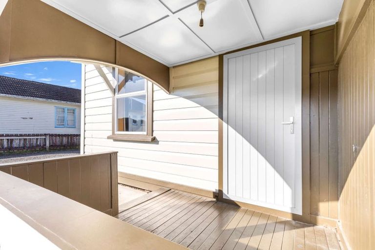 Photo of property in 44 Tennyson Street, Dannevirke, 4930