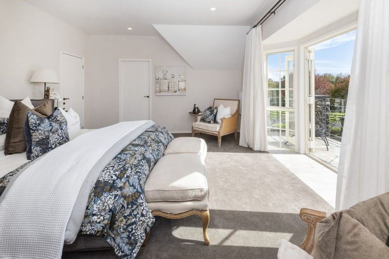 Photo of property in 38 Porterfield Road, Whitford, Howick, 2571