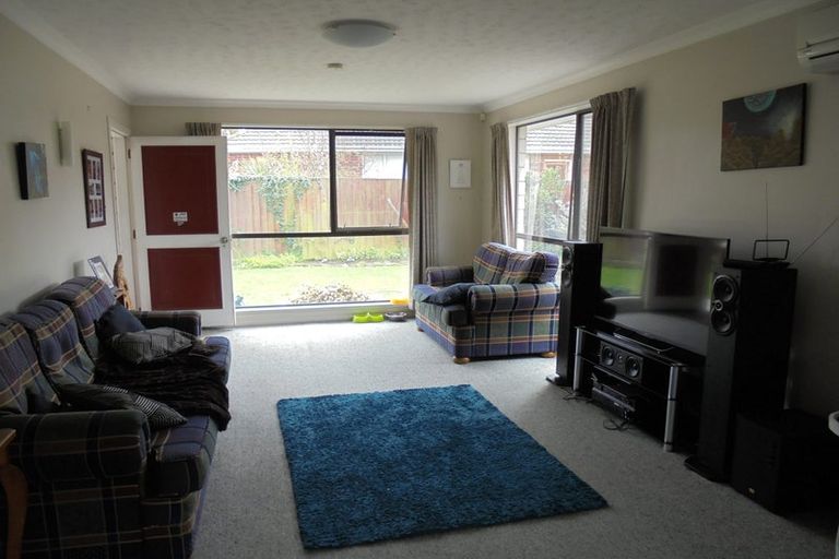 Photo of property in 2/3 Capri Lane, Hoon Hay, Christchurch, 8025