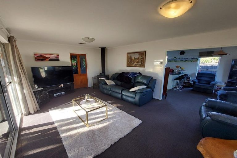 Photo of property in 11 Kennedys Bush Road, Halswell, Christchurch, 8025