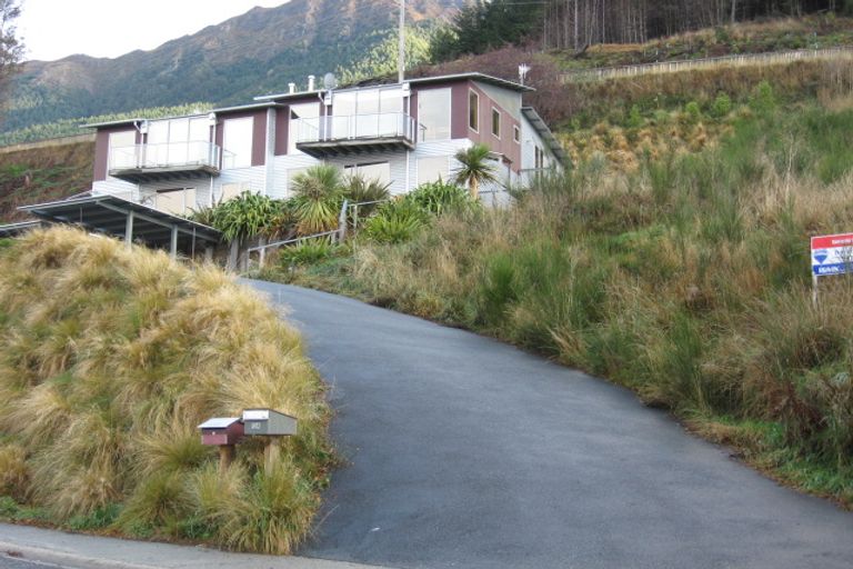 Photo of property in 12a Sainsbury Road, Fernhill, Queenstown, 9300
