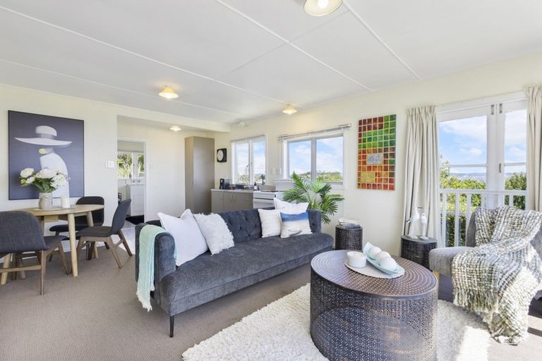 Photo of property in 14b Duncansby Road, Stanmore Bay, Whangaparaoa, 0932