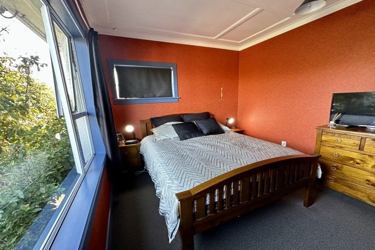 Photo of property in 208 Chelmsford Street, Waverley, Invercargill, 9810