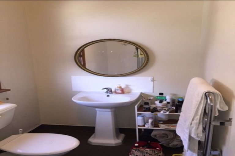 Photo of property in 65 Derwent Street, Island Bay, Wellington, 6023