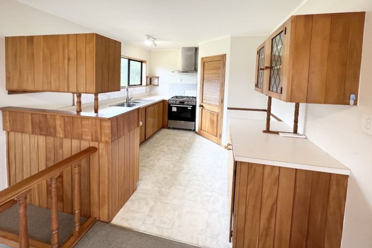 Photo of property in 2/104 Bond Crescent, Forrest Hill, Auckland, 0620