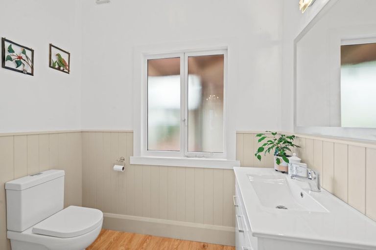 Photo of property in 12 Medway Street, Richmond, Christchurch, 8013