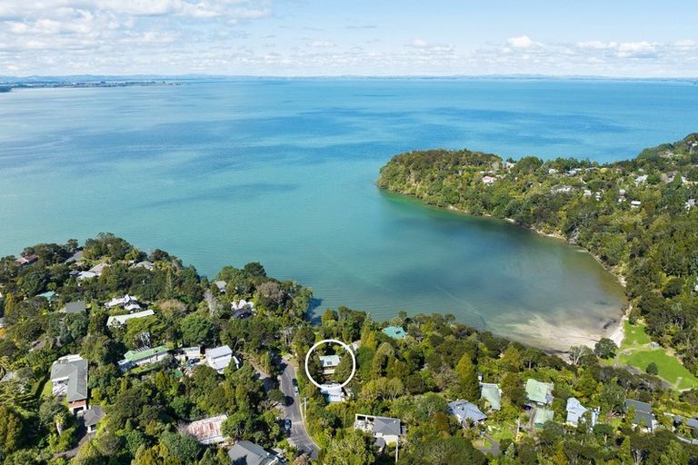 Photo of property in 89 Wood Bay Road, Titirangi, Auckland, 0604