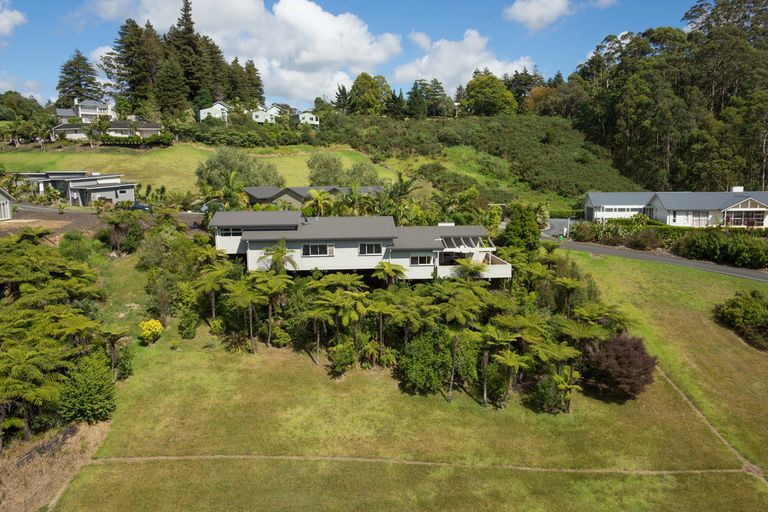 Photo of property in 22 Alderton Drive, Kerikeri, 0230