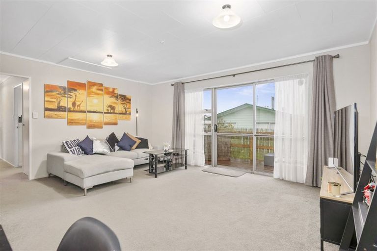 Photo of property in 14a Pohutukawa Drive, Owhata, Rotorua, 3010