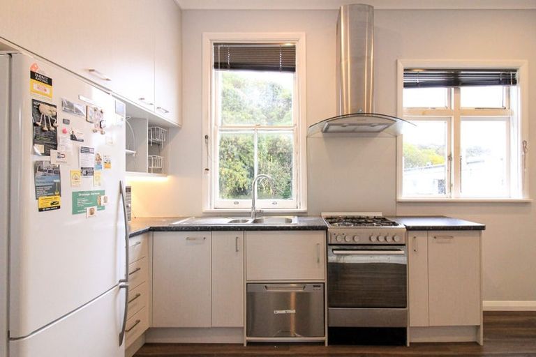 Photo of property in 90 Ellice Street, Mount Victoria, Wellington, 6011