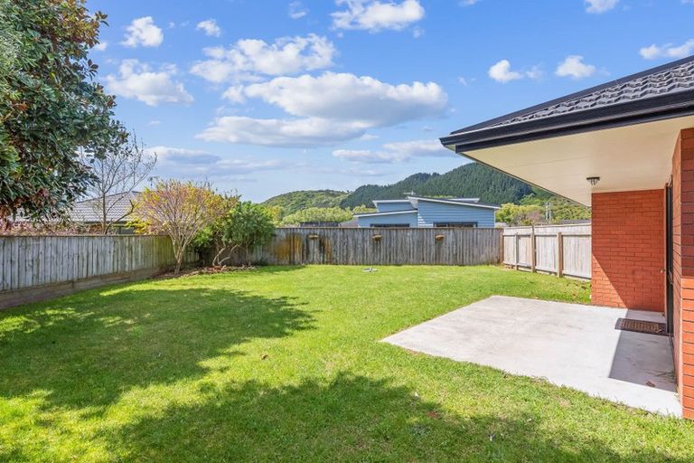 Photo of property in 8 Georgia Grove, Paraparaumu, 5032