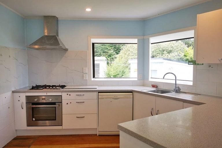 Photo of property in 16 Helena Road, Hillcrest, Hamilton, 3216