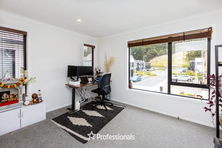 Photo of property in 11 Reakes Crescent, Wallaceville, Upper Hutt, 5018