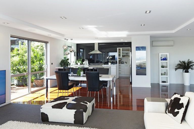 Photo of property in 16 Kenmure Drive, Huntsbury, Christchurch, 8022