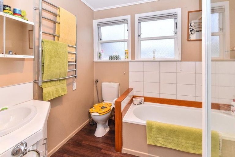 Photo of property in 32 George Street, Papakura, 2110