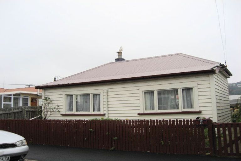 Photo of property in 6 Nicholson Street, Forbury, Dunedin, 9012