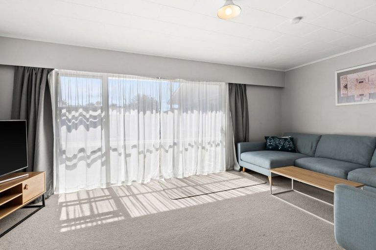 Photo of property in 2/6 Russell Road, Marewa, Napier, 4110