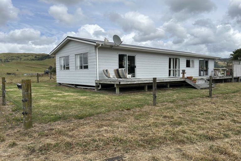Photo of property in 1833 Pakiri Road, Whangaripo, Wellsford, 0972