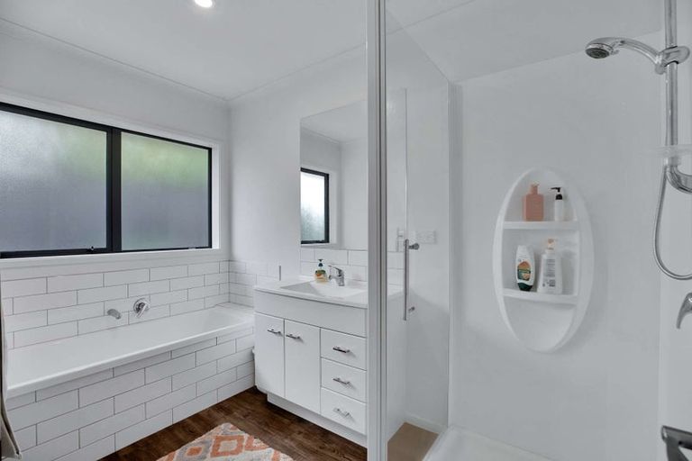 Photo of property in 5 Raranga Street, Marshland, Christchurch, 8083