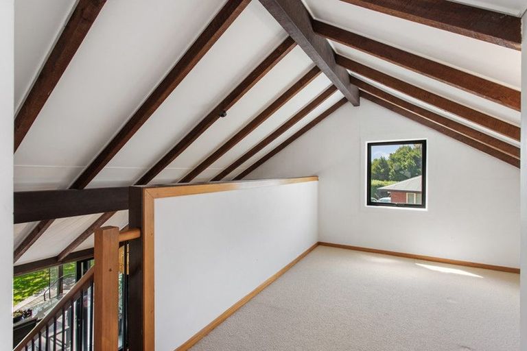 Photo of property in 305d Riccarton Road, Upper Riccarton, Christchurch, 8041