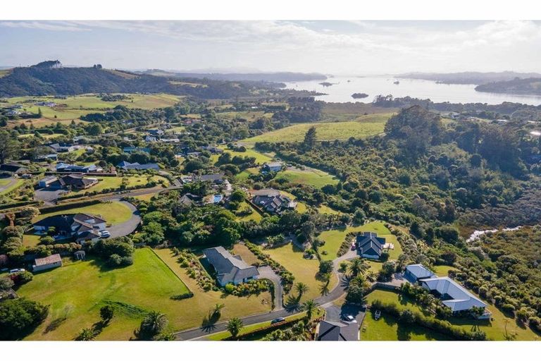 Photo of property in 7 Palm Drive, Kerikeri, 0294
