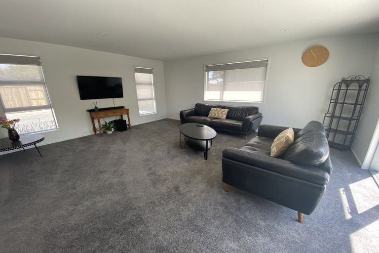 Photo of property in 36a Queenwood Road, Levin, 5510