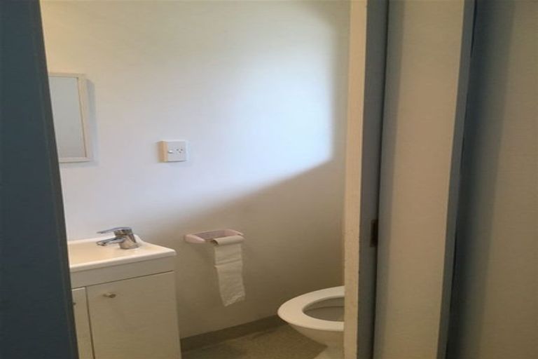 Photo of property in 1/1 Briar Way, New Lynn, Auckland, 0600