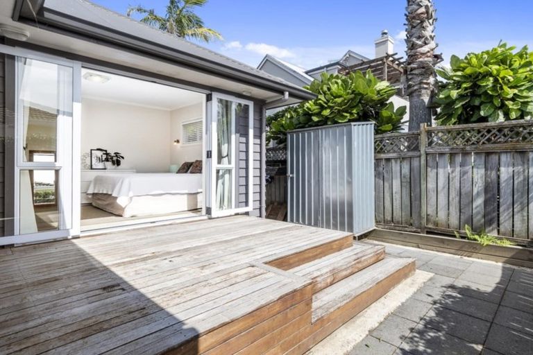 Photo of property in 25 Brinkley Road, Otumoetai, Tauranga, 3110