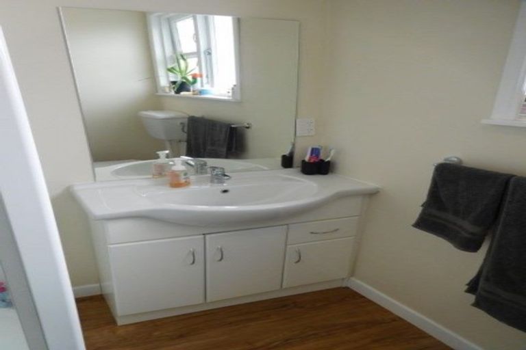 Photo of property in 336 Carrington Street, Vogeltown, New Plymouth, 4310