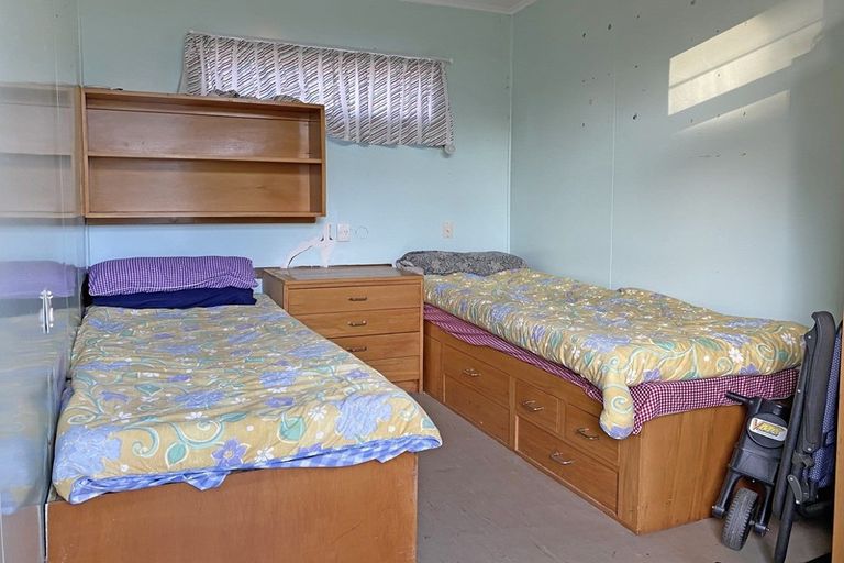 Photo of property in 20 Ryley Street, Owaka, 9535